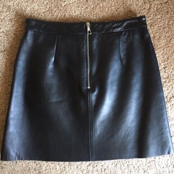 Women’s Black Leather Mini Skirt with studs by The SEI Size Fr 36 Us S/4 NWT - Picture 3 of 12